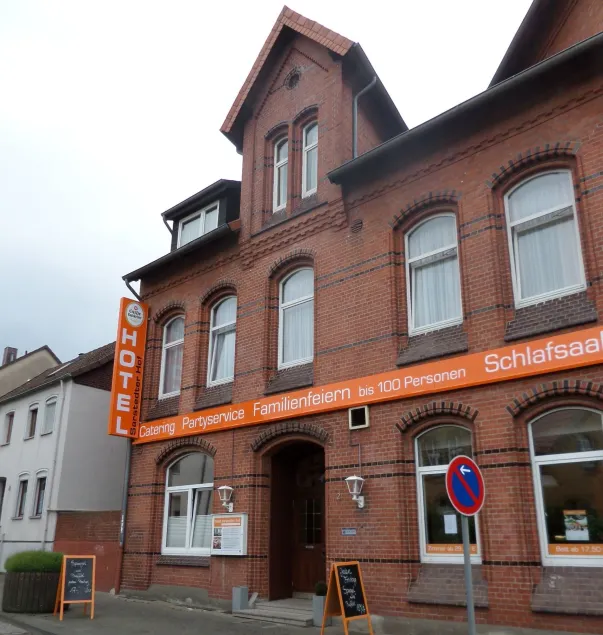 Apart Hotel Sarstedter Hof - Image 1