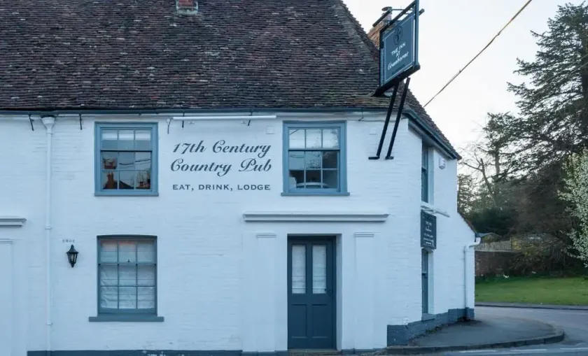 Fleur de Lys Inn, Cranborne - Image 1