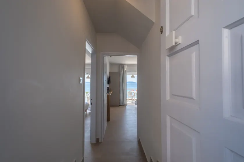 Nelly's Apartments - Entrada interior