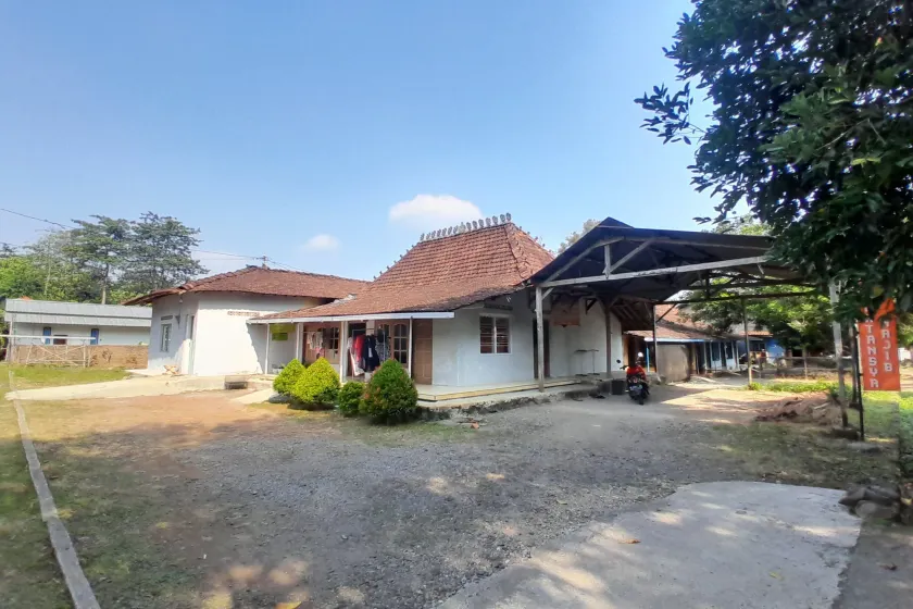 Hotel O Wisma Bani Pandi Syariah - Image 1