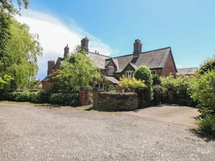 Just A Cottage, Newlands Farm - Image 1