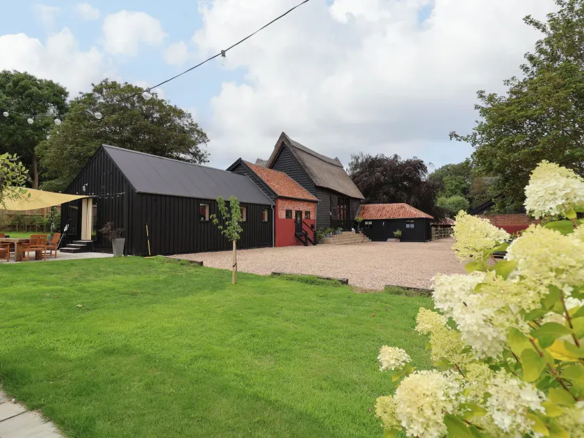 Halcyon Barn, Wissett - Image 1