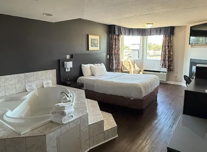SureStay by Best Western Brockville - Image 1