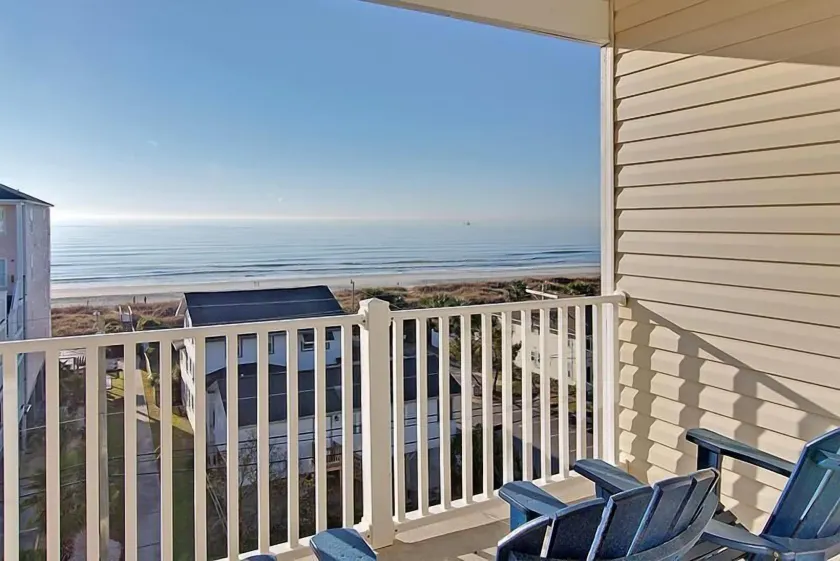 Coconut Grove 405 - Image 1