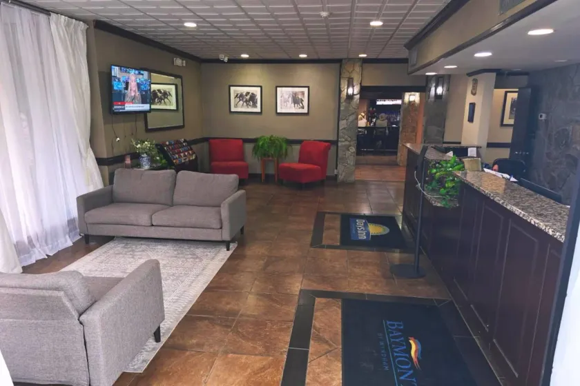 Days Inn by Wyndham Culpeper - Image 1