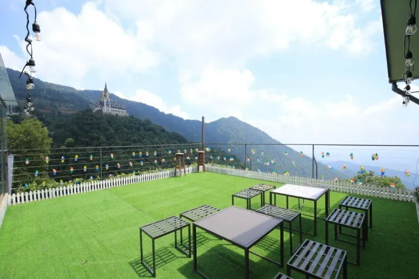 Acasa Panorama Homestay - Image 1