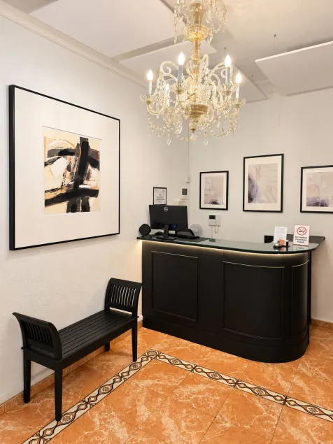 Hostal Prada - Image 1