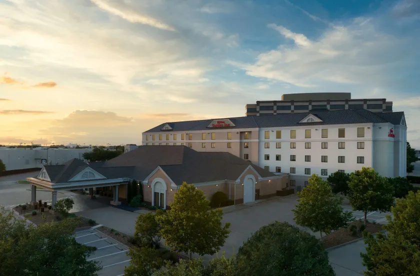Hilton Garden Inn Las Colinas - Image 1