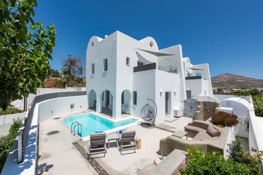 White Harmony Suites - Image 1