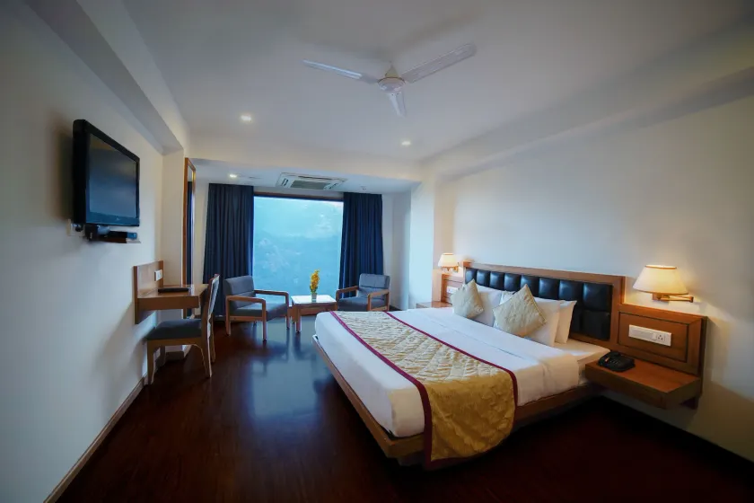 Country Inn Premier Pacific Mall Road Mussoorie - Image 1