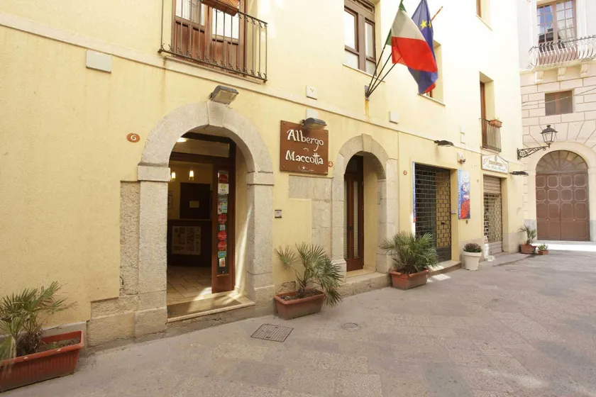 Albergo Maccotta - Image 1