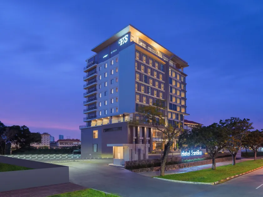 Hotel Santika Batam - Image 1