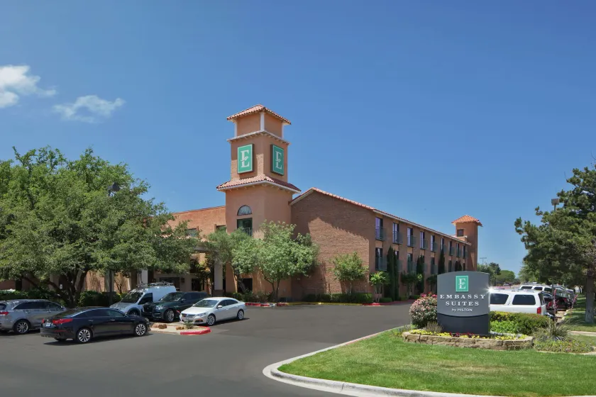 Embassy Suites Lubbock - Image 1
