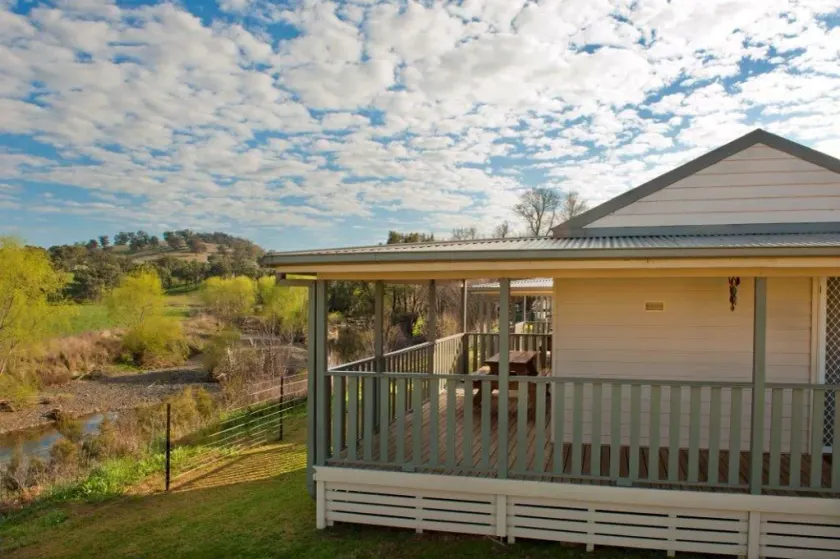 Fossickers Tourist Park - Image 1