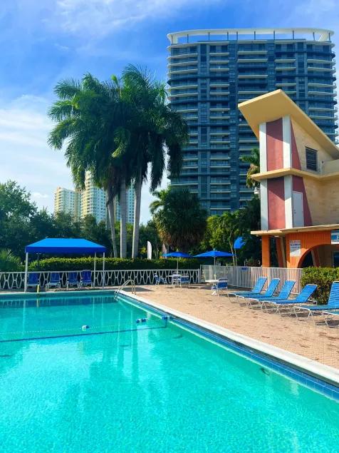 Bposhtels Hollywood Florida - Image 1