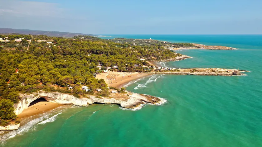 Villaggio Camping Punta Lunga - Image 1