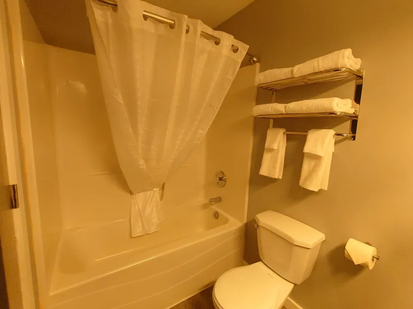 Traveler's Inn - Image 1