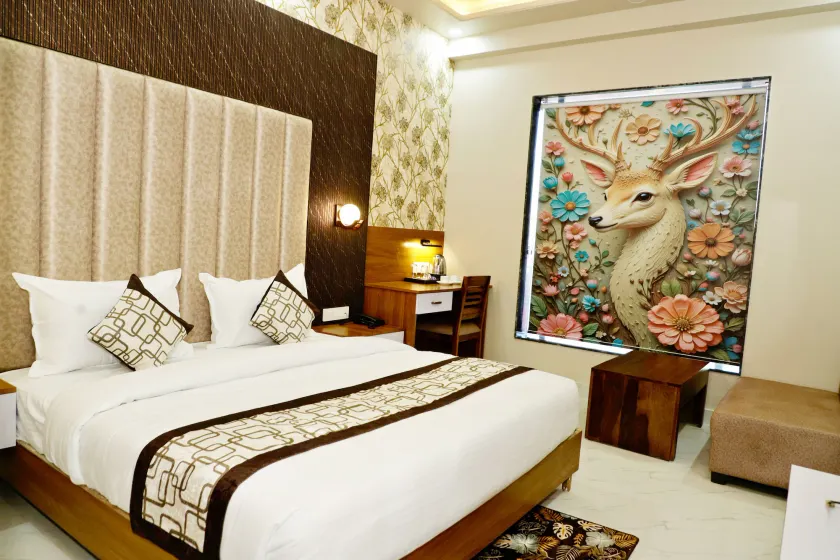 INDRA PALACE Unit 2 - Image 1