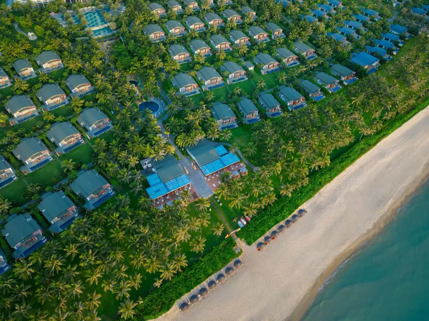 Mövenpick Resort Cam Ranh - Image 1