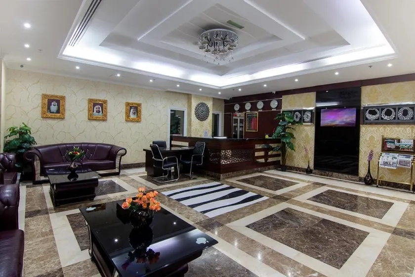 Better Living Hotel Apartment - Entrada interior