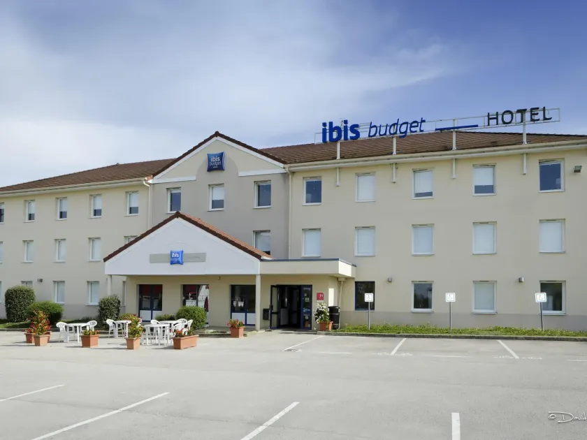 ibis budget Dôle ex Etap Hôtel - Image 1