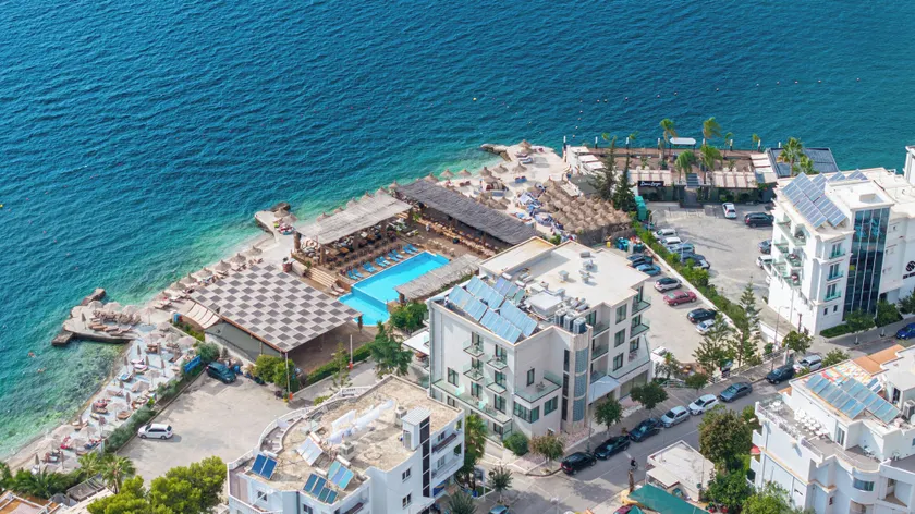 Grand Hotel Saranda - Image 1