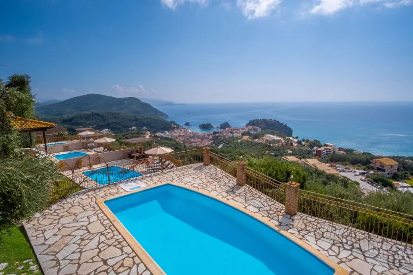 Apolis Villas & Suites Resort - Image 1
