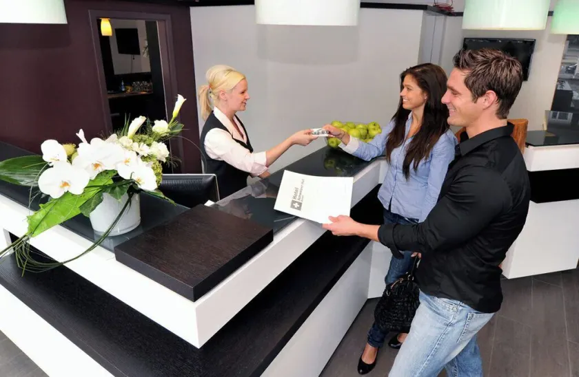 Hotel Schweizer Hof - Lobby