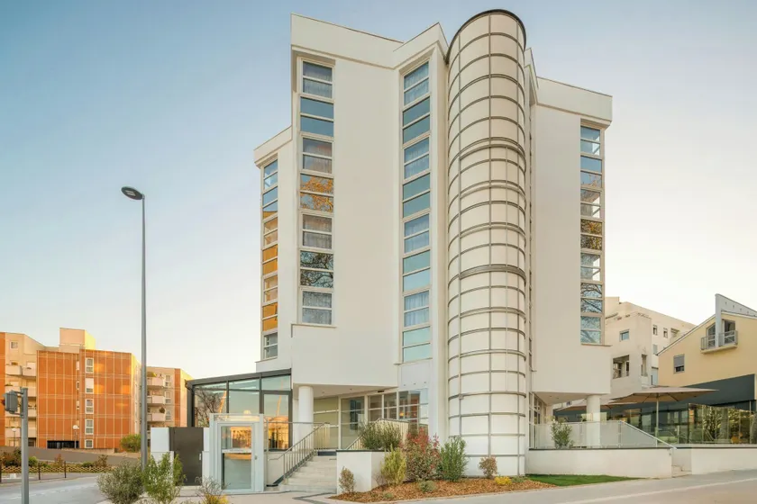 Four Points by Sheraton Reims Cathédrale - Image 1