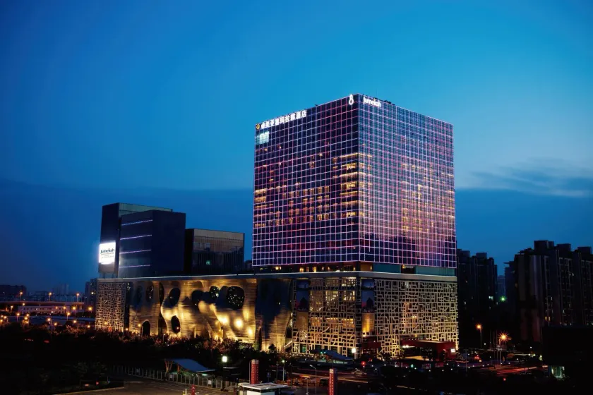 Himalayas Hotel Shanghai - Image 1
