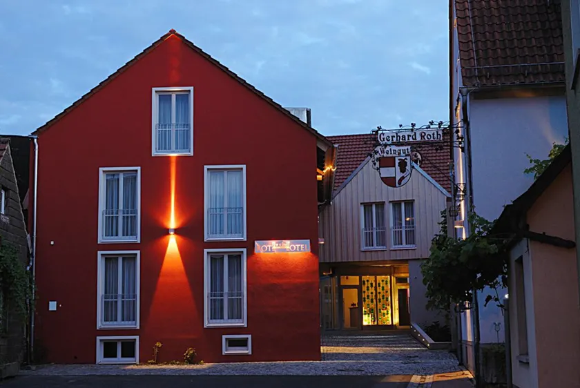 RotHweinHotel - Image 1