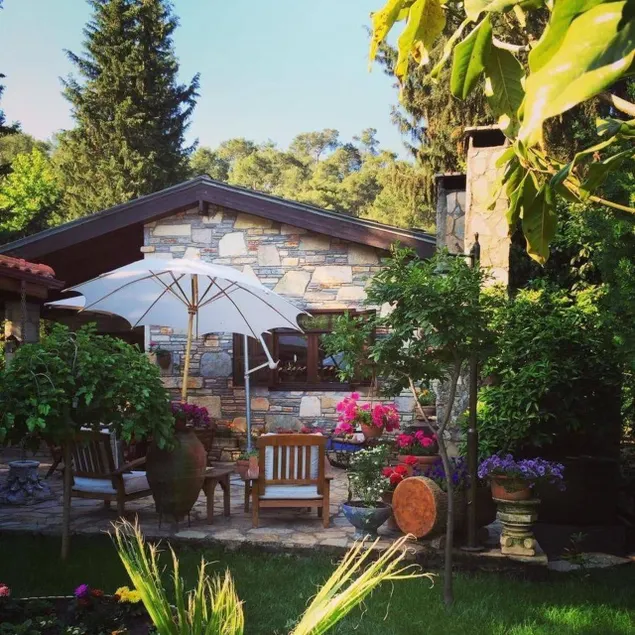 Kamarca House Hotel - Image 1