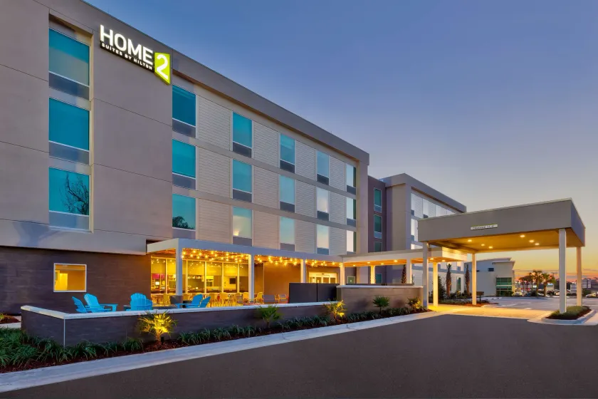 Home2 Suites by Hilton Wilmington Wrightsville Beach - Image 1