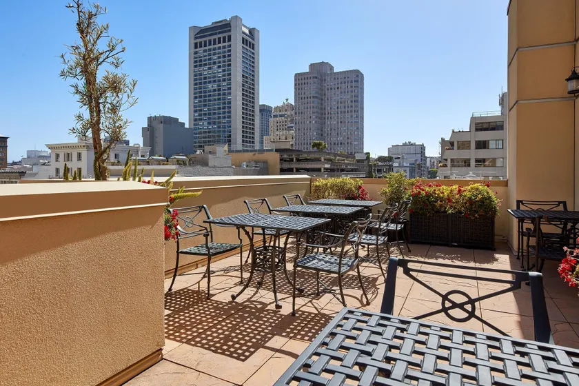 Orchard Garden Hotel - Image 1