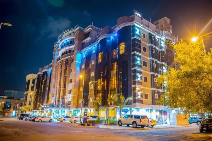 Vercure Hotel فندق فيركيور جده الحمراء - Image 1