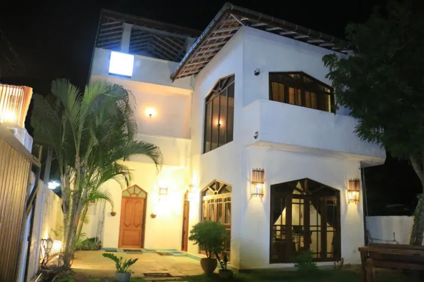 Hotel Nathariya Negombo - Image 1