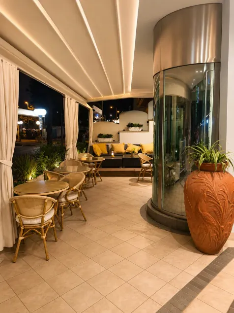 Hotel Kennedy - Image 1