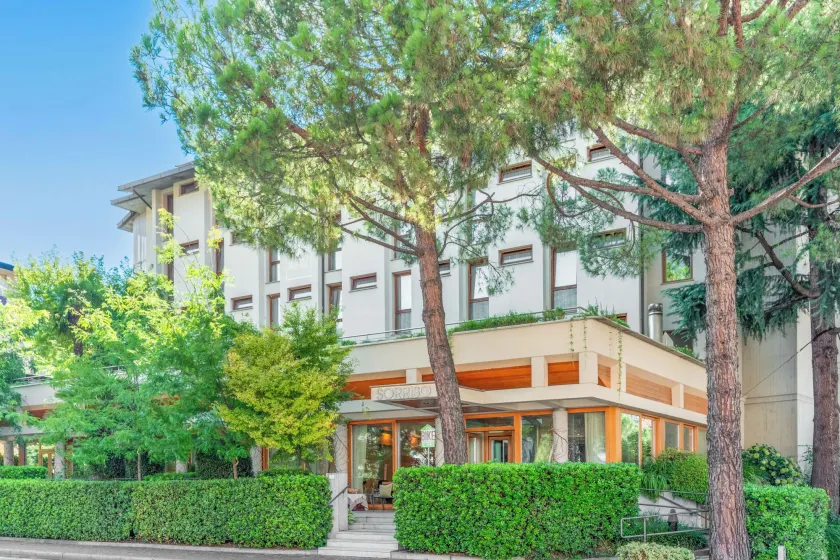 Albergo Sorriso - Image 1
