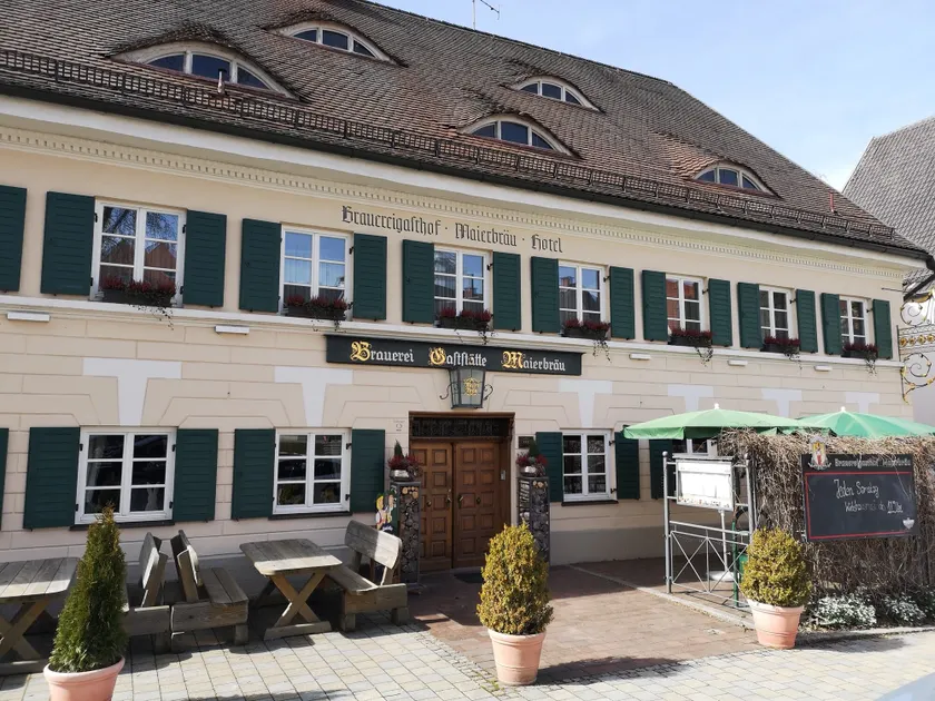 Brauereigasthof & Hotel Maierbräu - Image 1