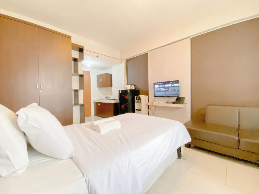 The Artisan Abode Studio Room At Pinewood Apartment - Image 1
