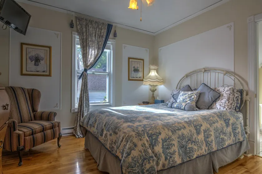 Auberge Marquis de Montcalm - Image 1