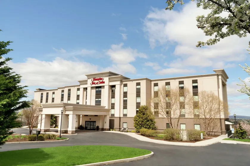 Hampton Inn & Suites Ephrata - Mountain Springs - Image 1