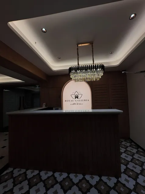 Hotel Royal Galleria - Image 1