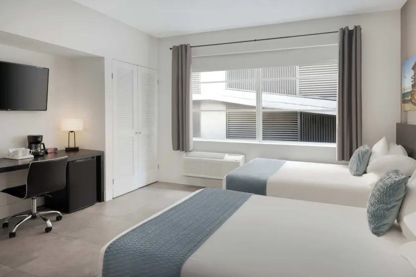 MB Hotel, Trademark Collection by Wyndham - Image 1