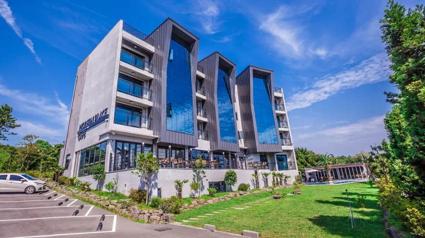 Jeju Modern Place - Image 1