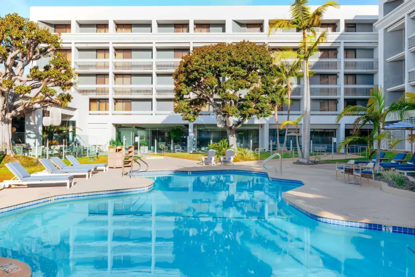 Hotel MDR Marina del Rey - a DoubleTree by Hilton - Image 1