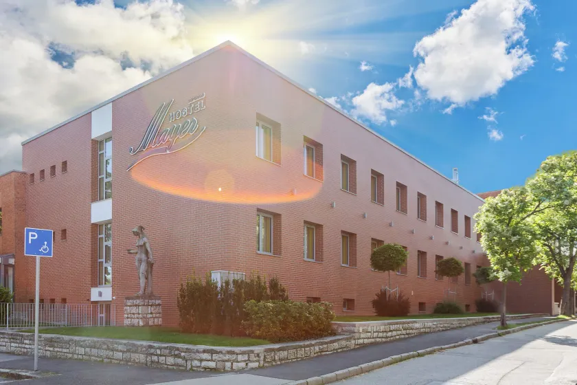 Hostel Mayer Superior Veszprém - Image 1