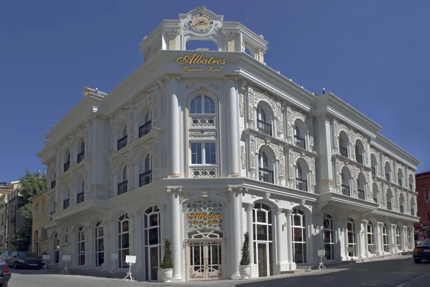 Albatros Premier Hotel - Special Class - Image 1
