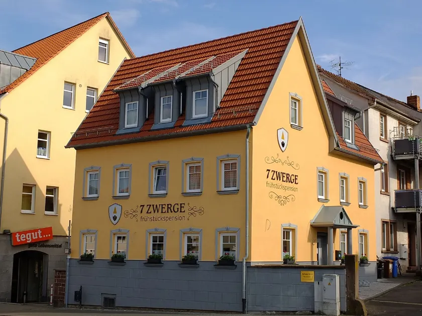 7 Zwerge Übernachtungspension - Image 1