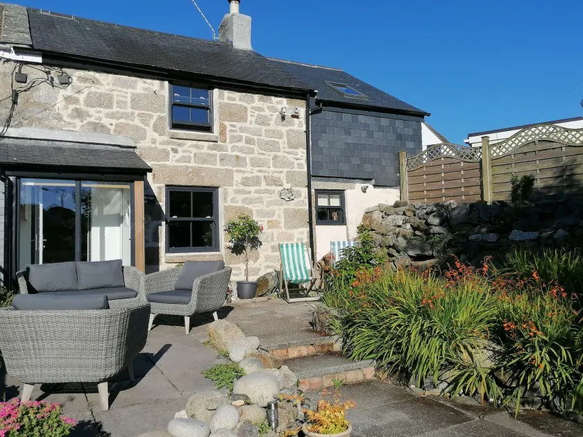 Trenwith Bridge Cottage - Image 1